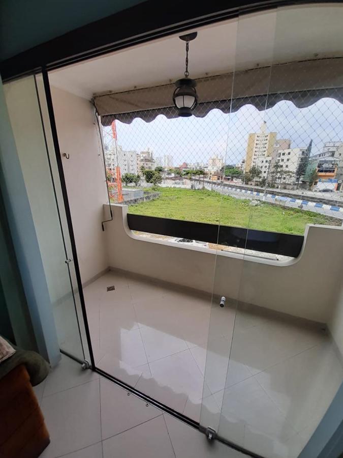 Inteiro Na Enseada Apartamento *